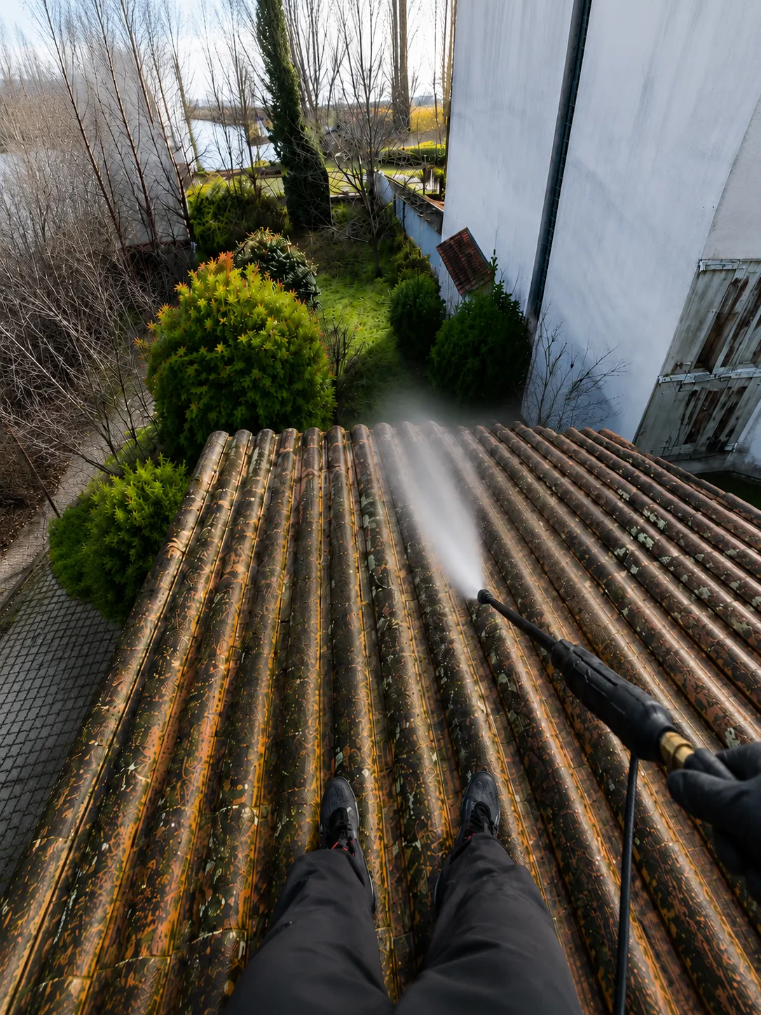Nettoyage en bac acier, avant travaux